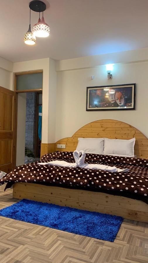 Hadimba Regency Hostel มะนาลี ภายนอก รูปภาพ