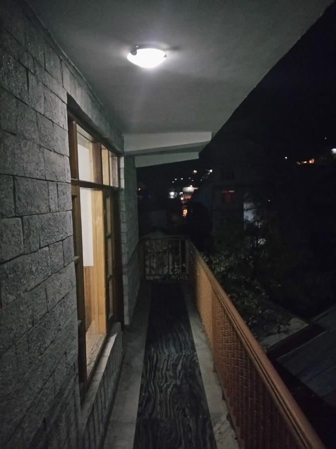 Hadimba Regency Hostel มะนาลี ภายนอก รูปภาพ